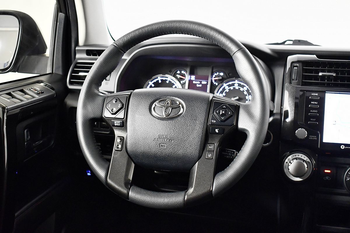 2020 Toyota 4Runner TRD Premium photo 22