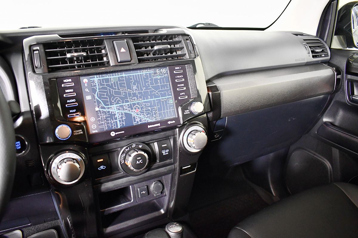 2020 Toyota 4Runner TRD Premium photo 26