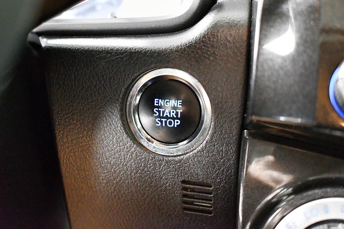 2020 Toyota 4Runner TRD Premium photo 29