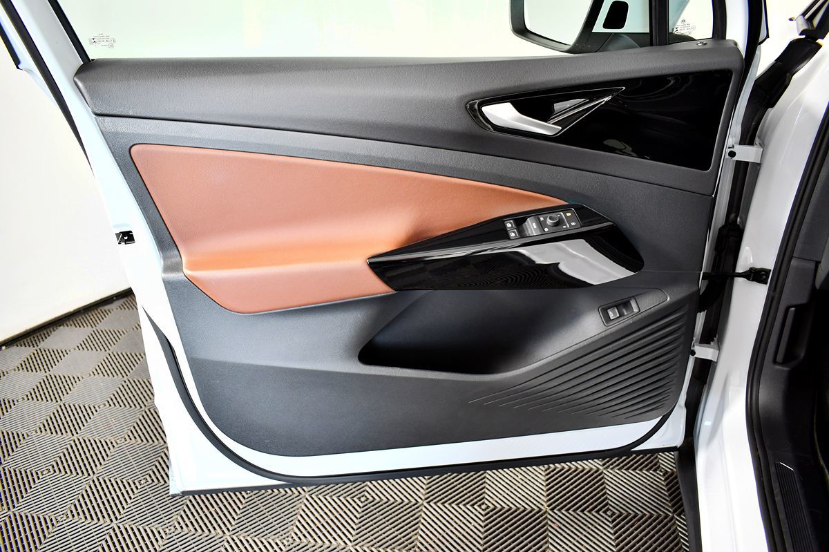 2021 Volkswagen ID.4 Pro S photo 16