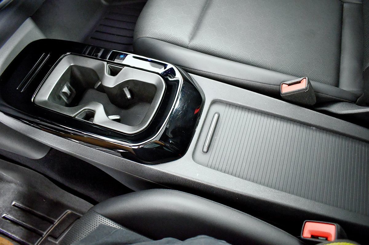 2021 Volkswagen ID.4 Pro S photo 33