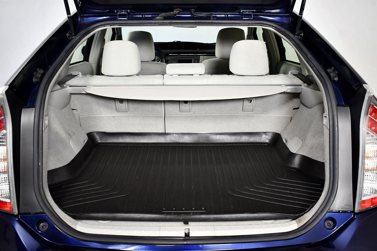 2014 Toyota Prius Two photo 43