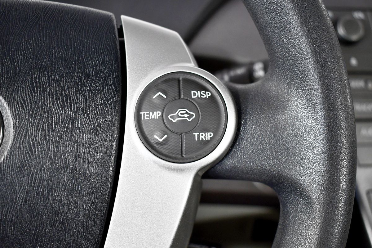 2014 Toyota Prius Two photo 24