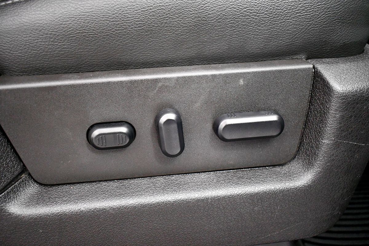 2014 Ford F-150 FX4 photo 39