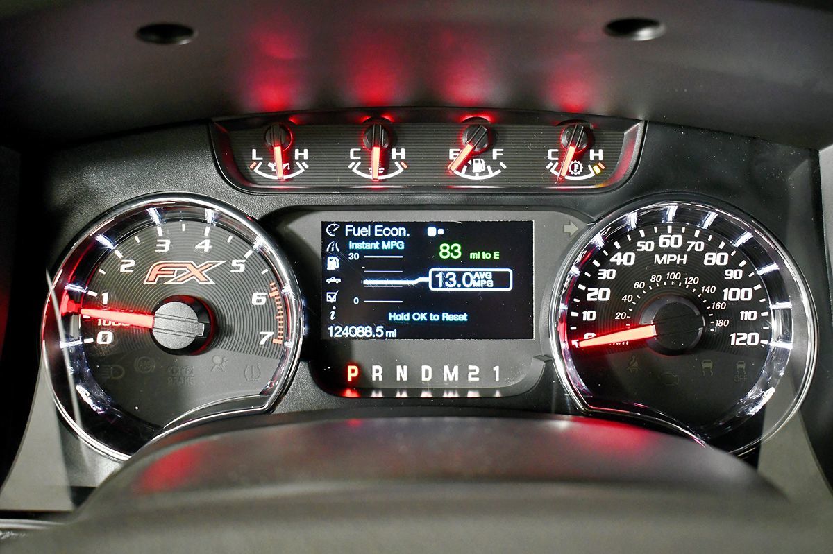 2014 Ford F-150 FX4 photo 26