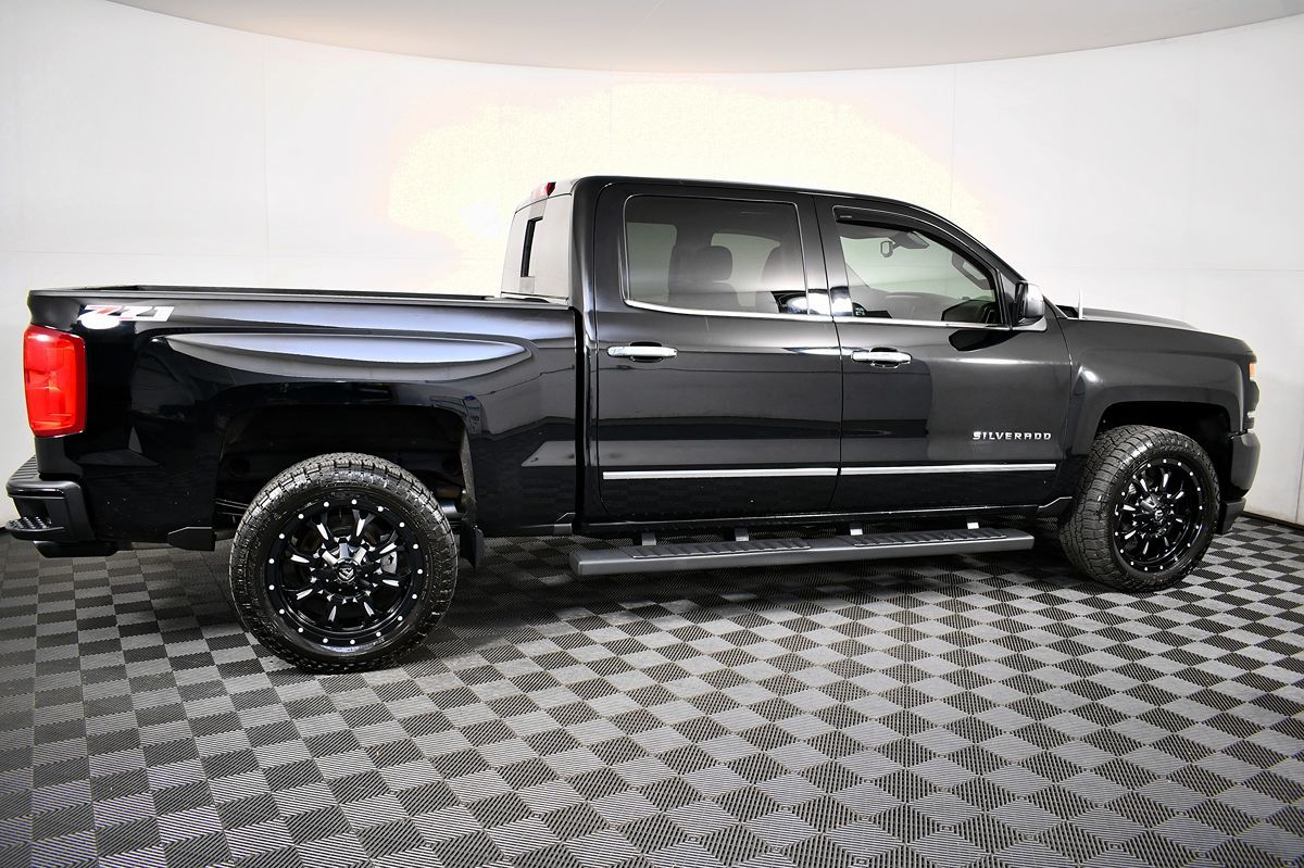 2017 Chevrolet Silverado 1500 LTZ photo 7
