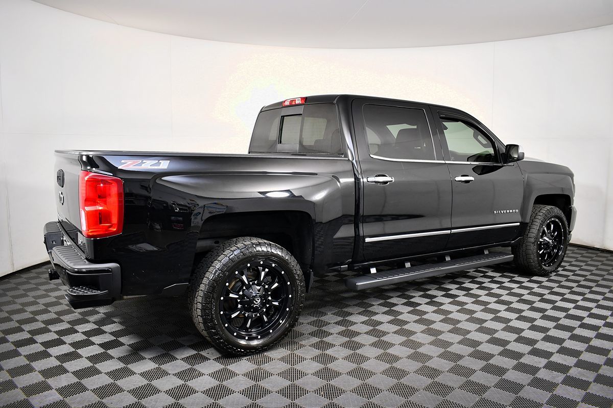 2017 Chevrolet Silverado 1500 LTZ photo 8