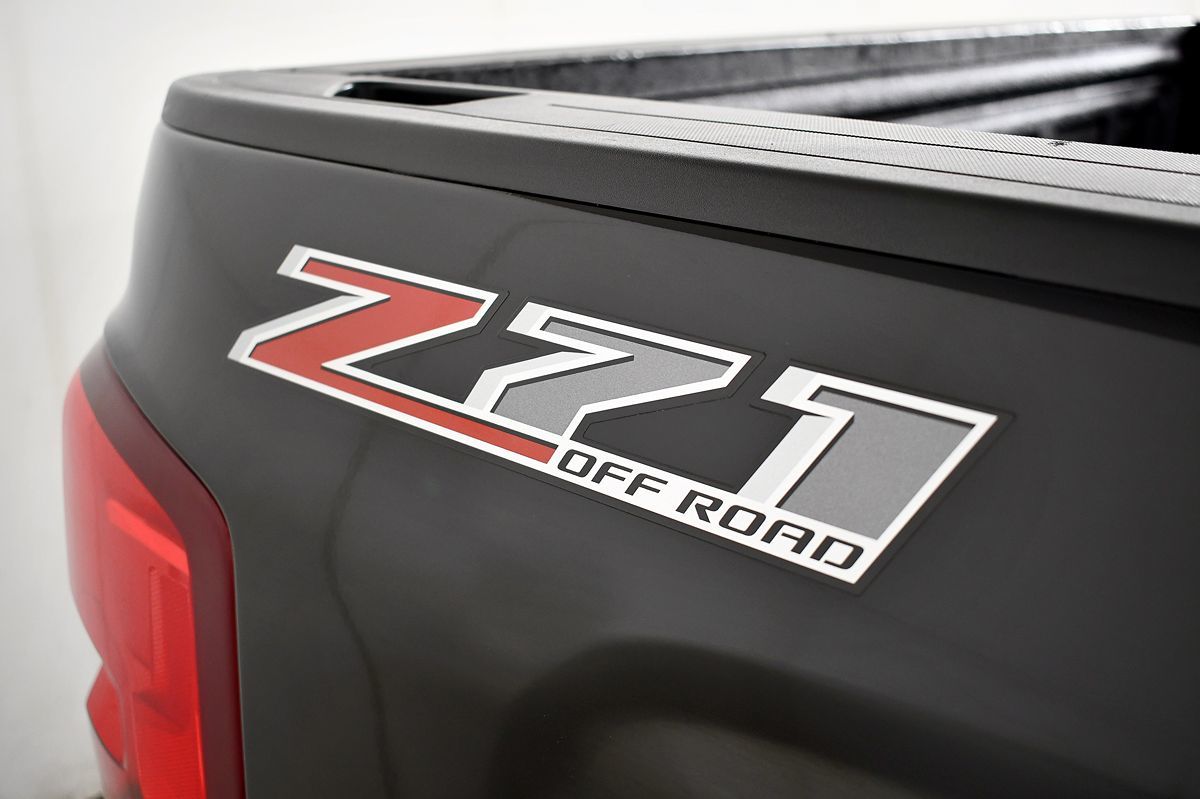 2017 Chevrolet Silverado 1500 LTZ photo 15
