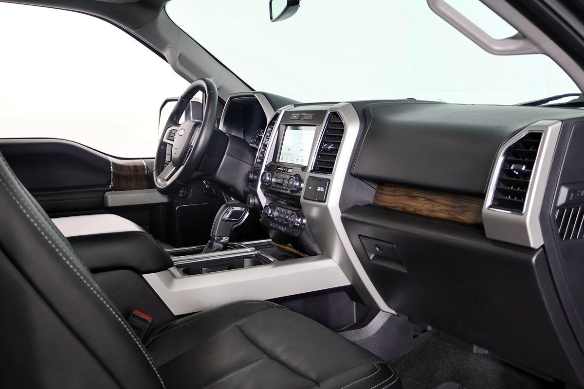 2018 Ford F-150 Lariat photo 21