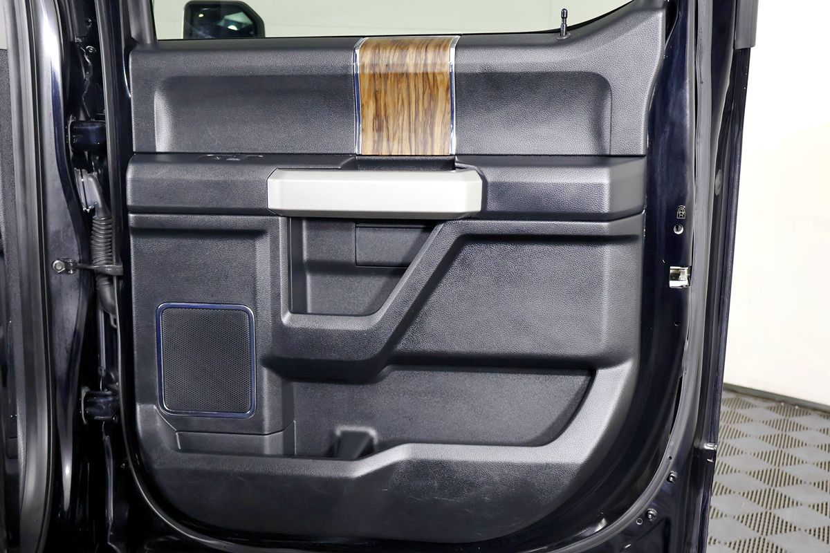 2018 Ford F-150 Lariat photo 23