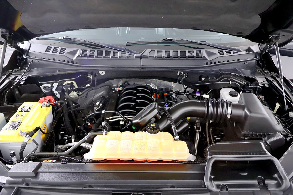 2018 Ford F-150 Lariat photo 39