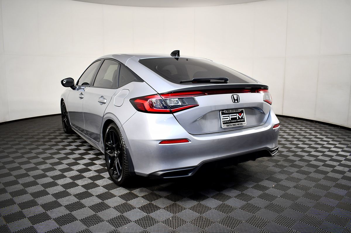 2024 Honda Civic Hatchback Sport photo 9