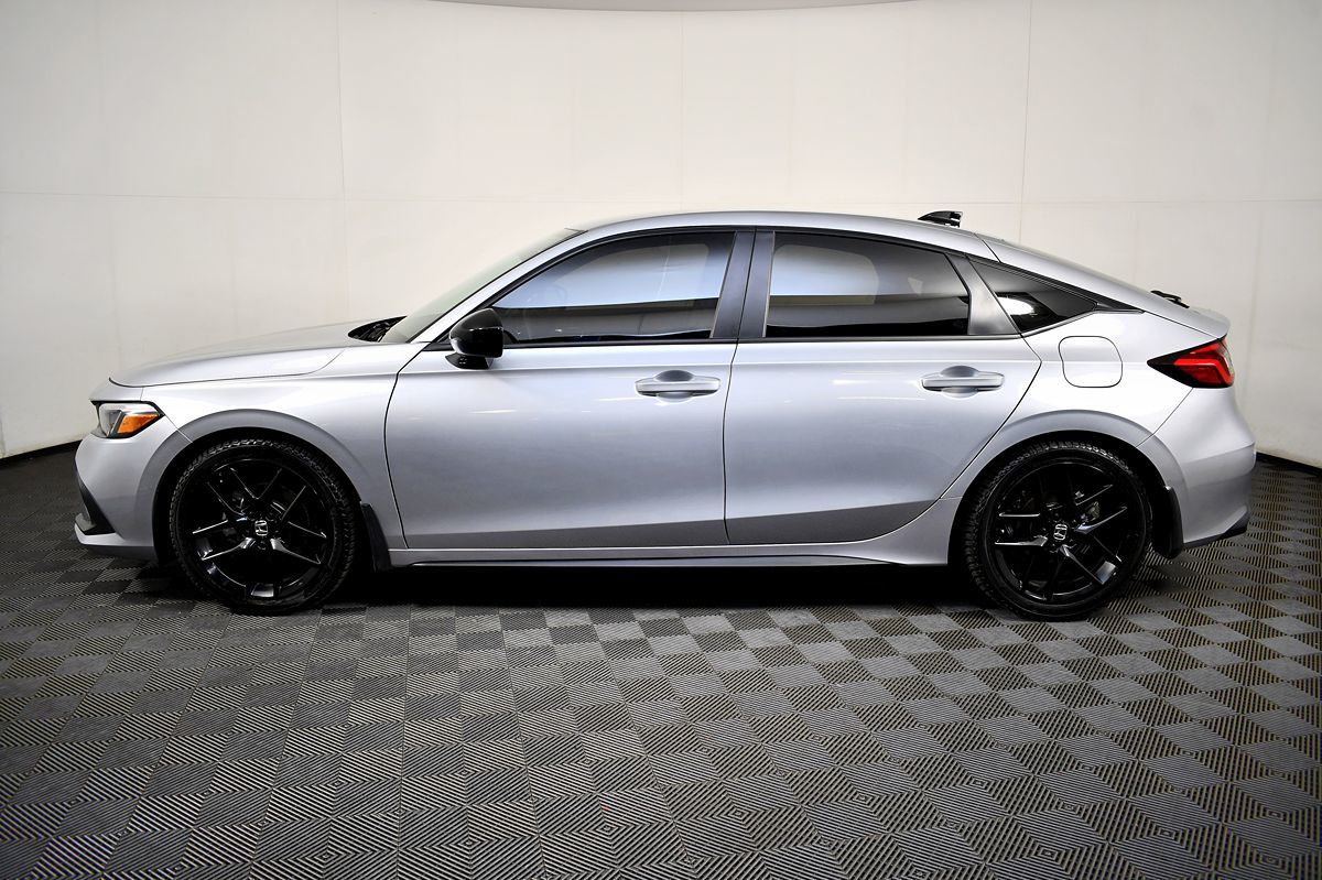 2024 Honda Civic Hatchback Sport photo 11