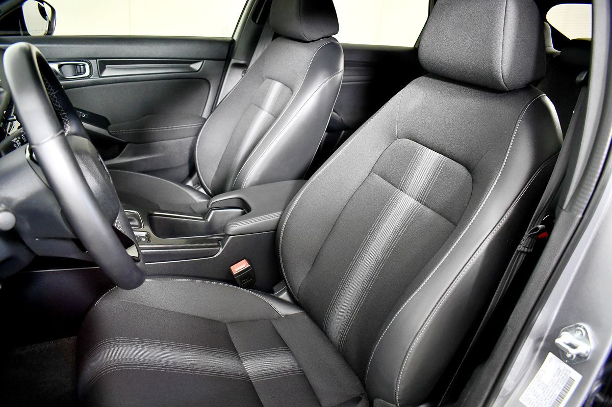2024 Honda Civic Hatchback Sport photo 15