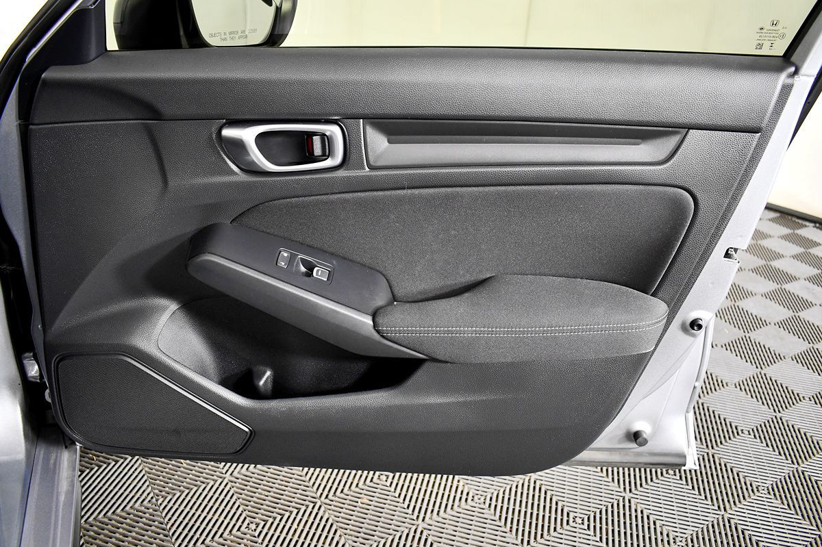 2024 Honda Civic Hatchback Sport photo 34