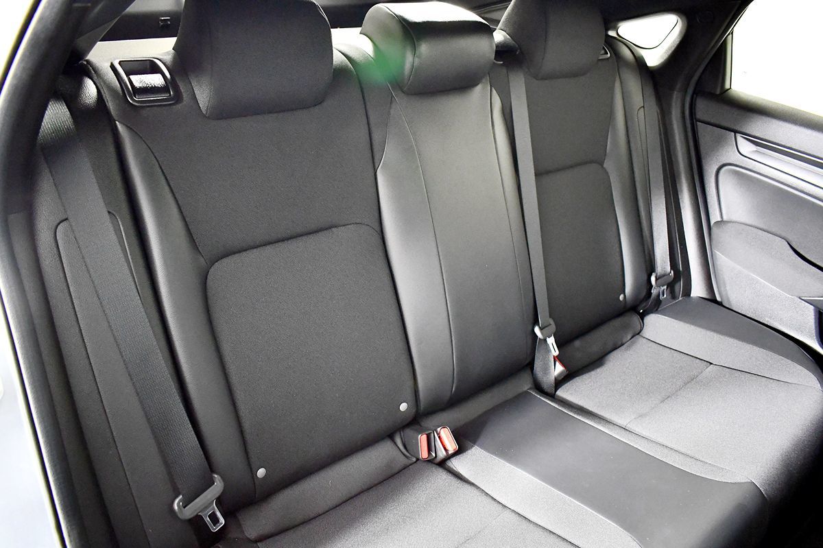 2024 Honda Civic Hatchback Sport photo 39