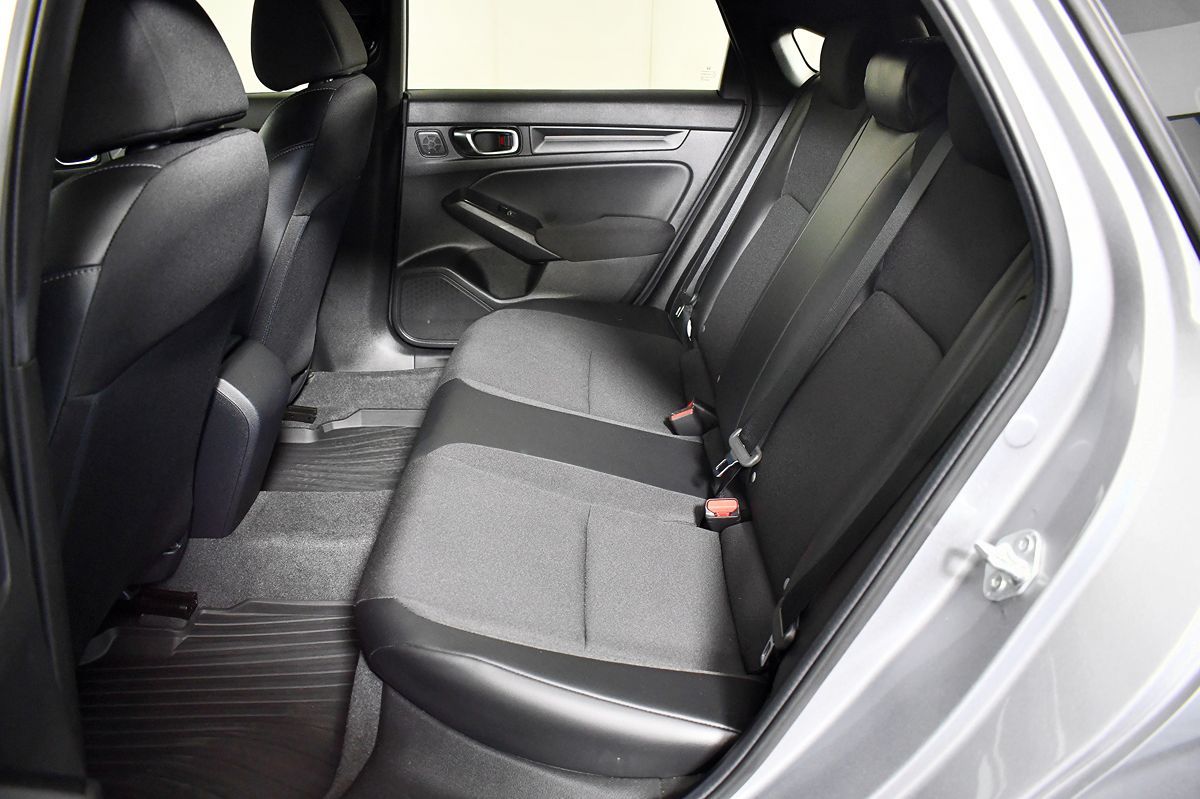 2024 Honda Civic Hatchback Sport photo 40