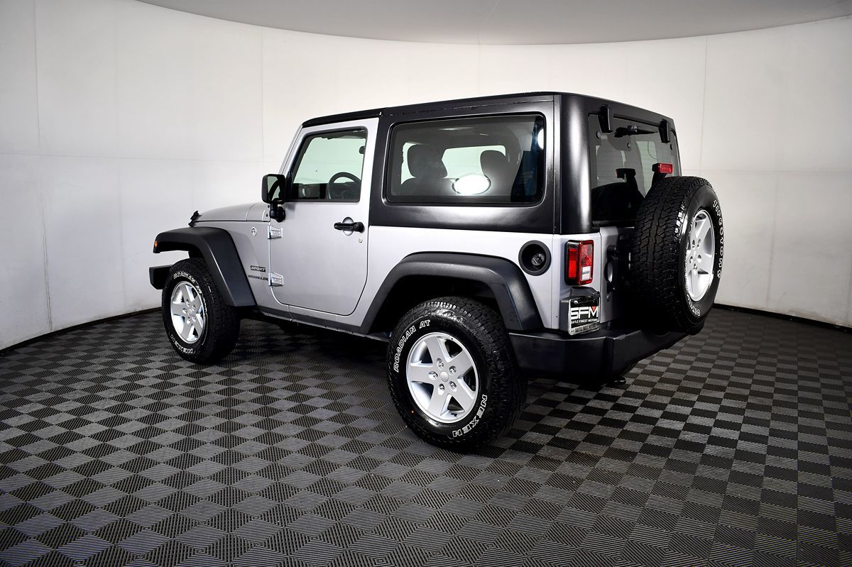 2016 Jeep Wrangler Sport photo 12
