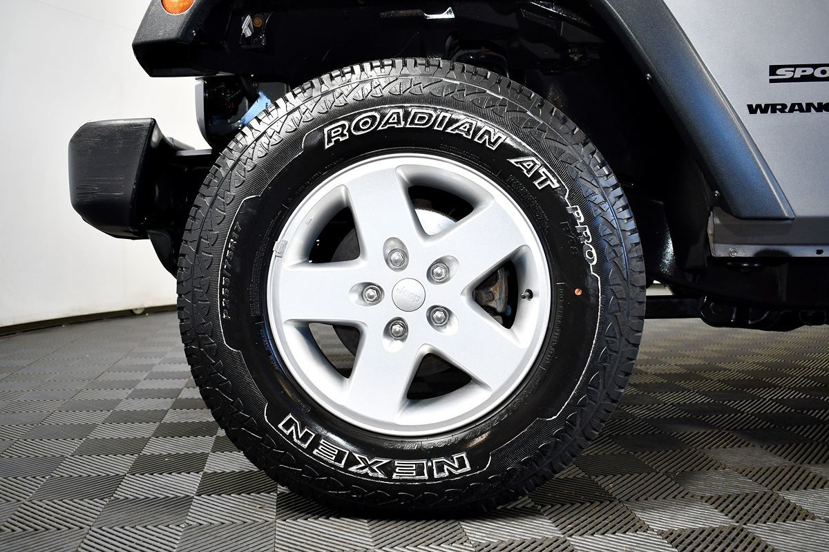 2016 Jeep Wrangler Sport photo 39