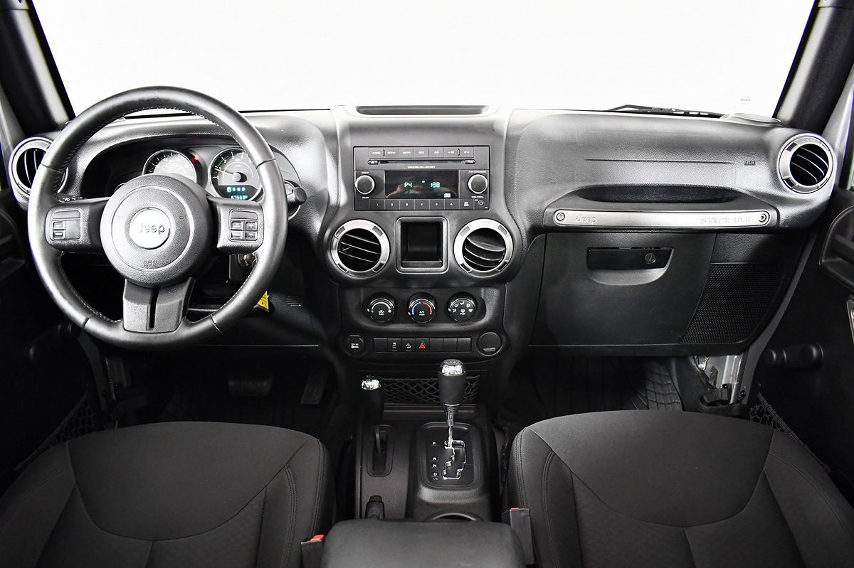 2016 Jeep Wrangler Sport photo 21