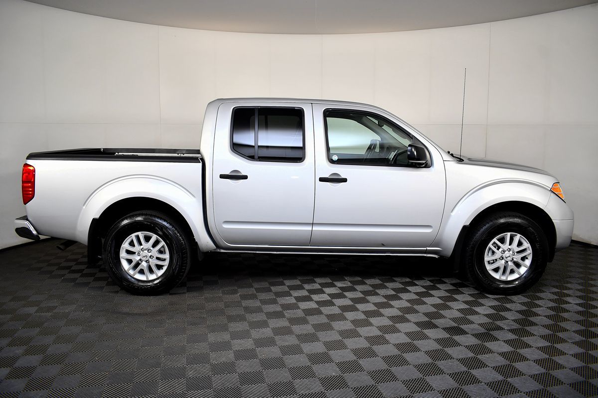 2021 Nissan Frontier SV photo 6