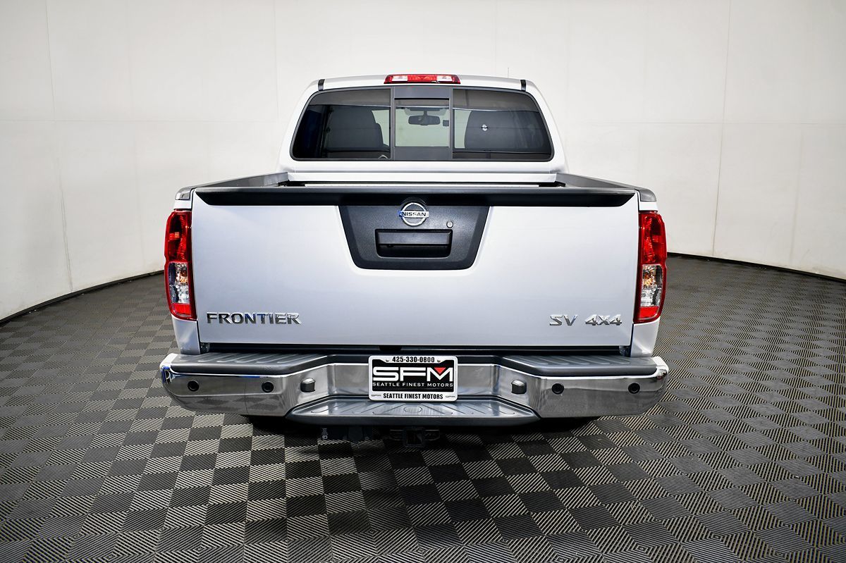 2021 Nissan Frontier SV photo 9