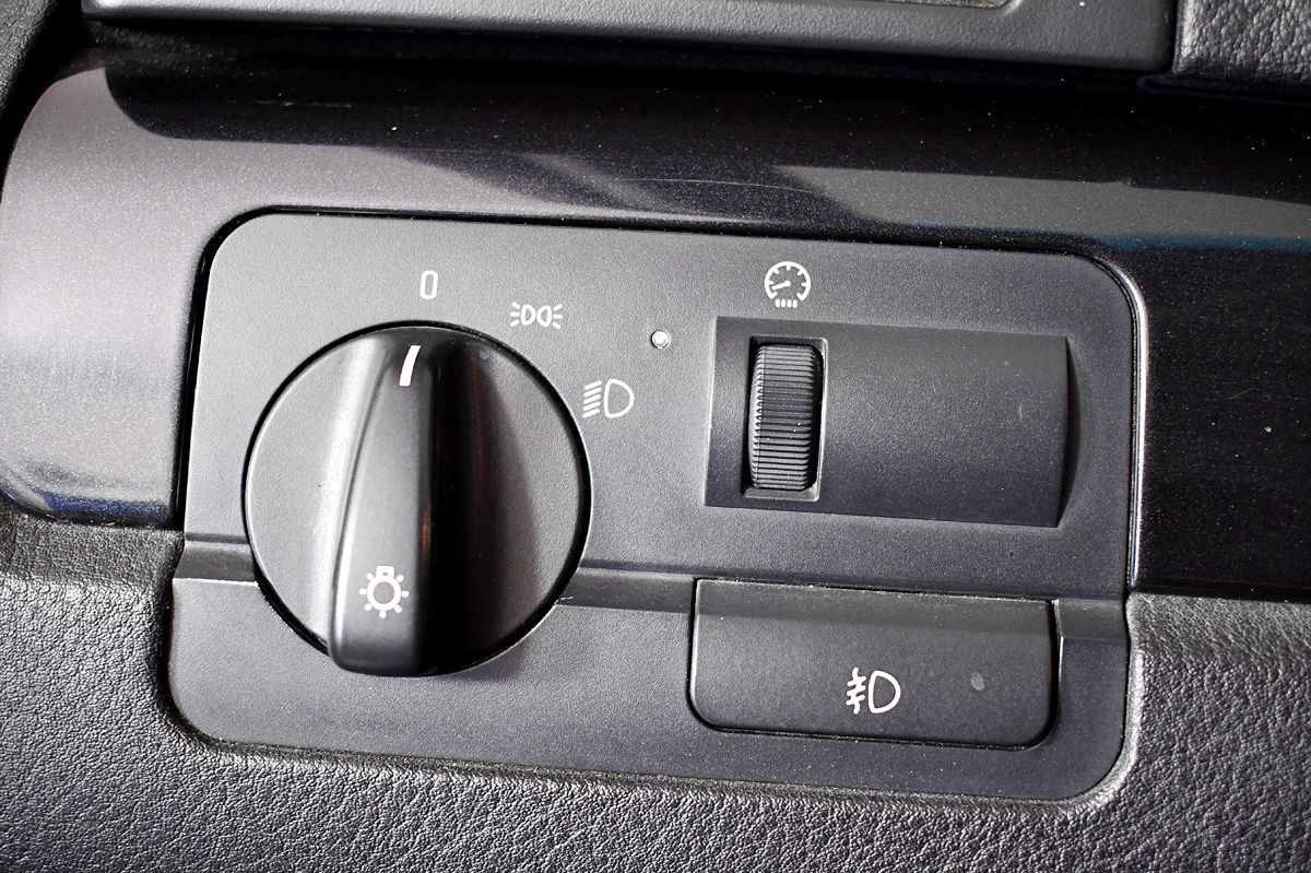 2001 BMW 3 Series Base - Photo 47