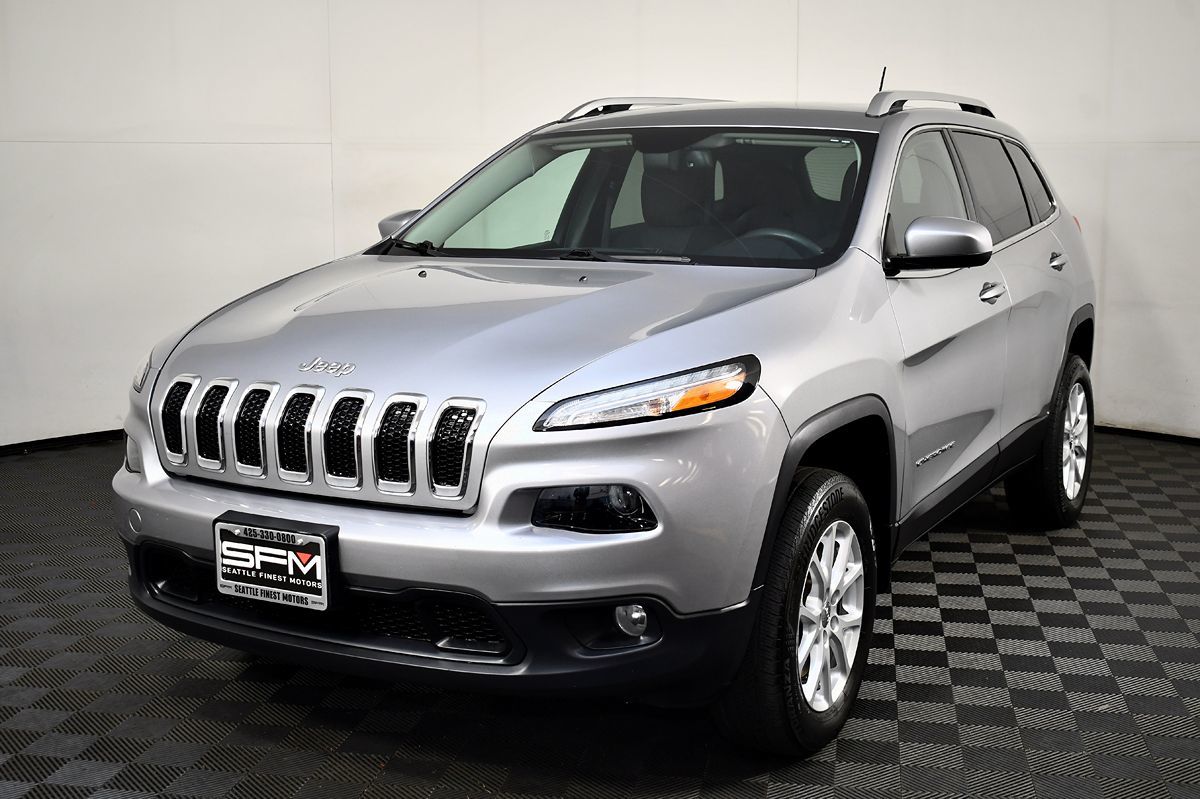 2015 Jeep Cherokee Latitude photo 3
