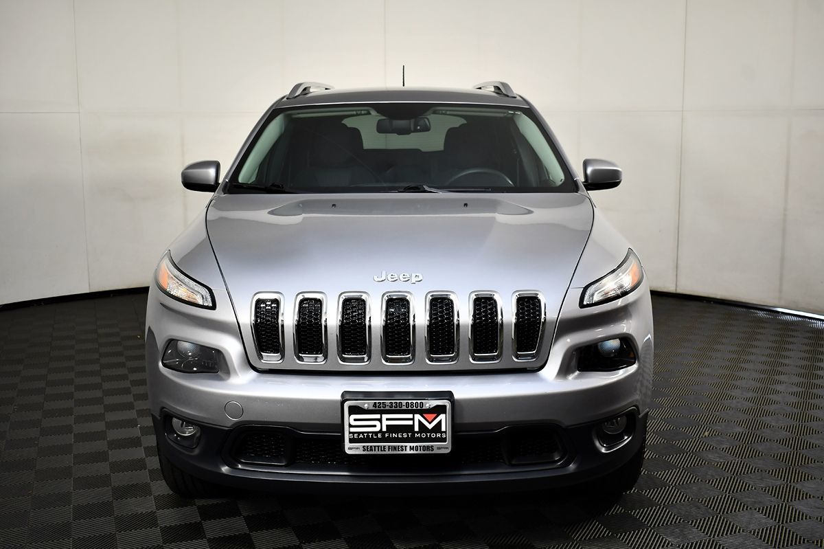2015 Jeep Cherokee Latitude photo 4