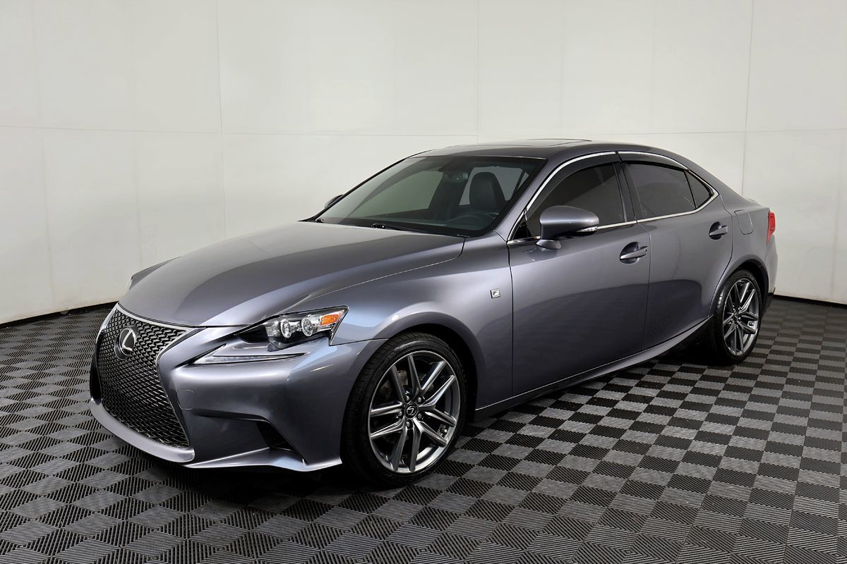 2014 Lexus IS 250 photo 3