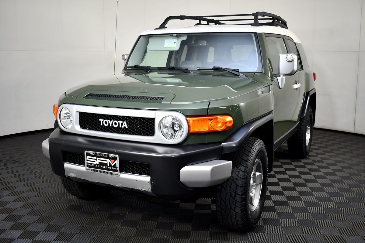 2010 Toyota FJ Cruiser Base photo 4