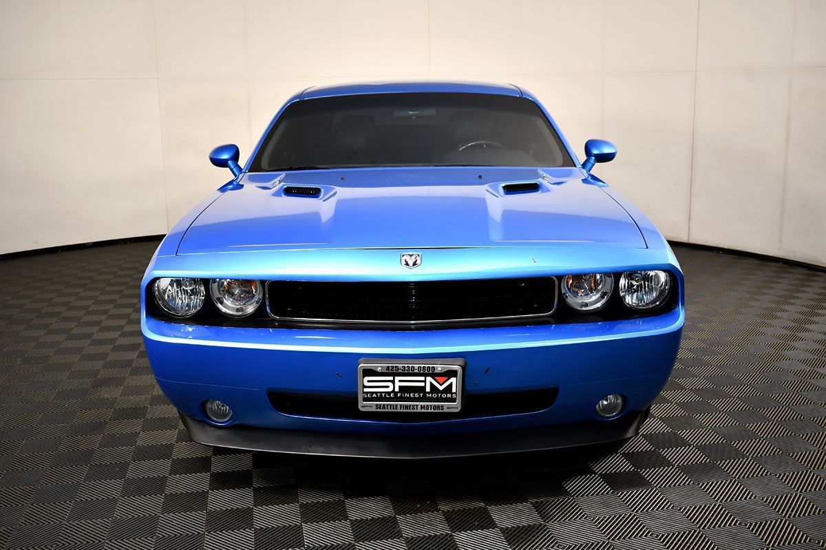 2009 Dodge Challenger R/T photo 4