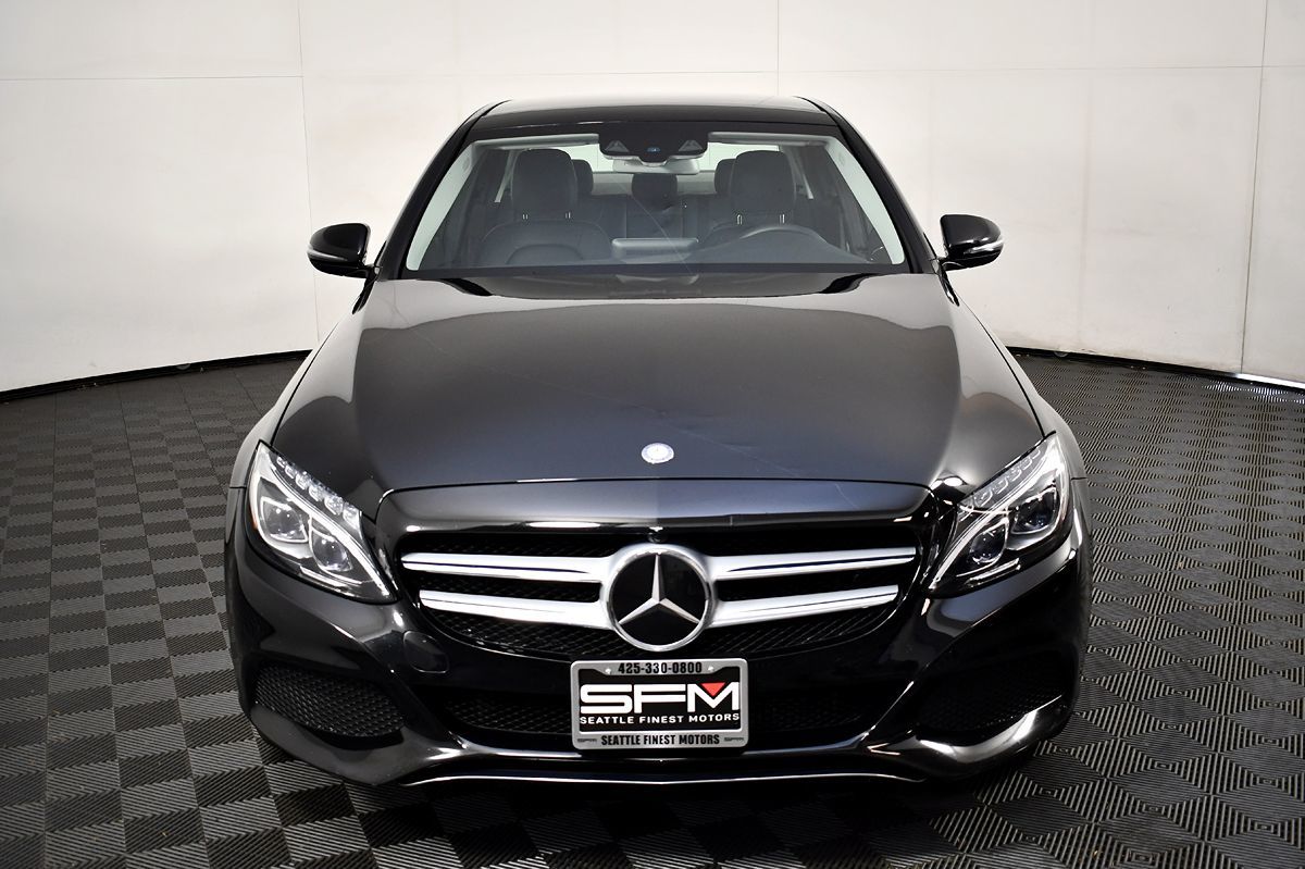 2016 Mercedes Benz C 300 4MATIC Sedan photo 4