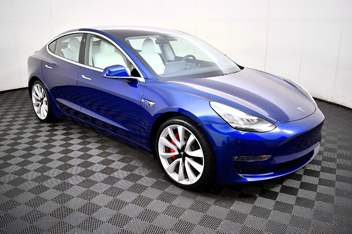 2018 Tesla Model 3 Performance photo 4