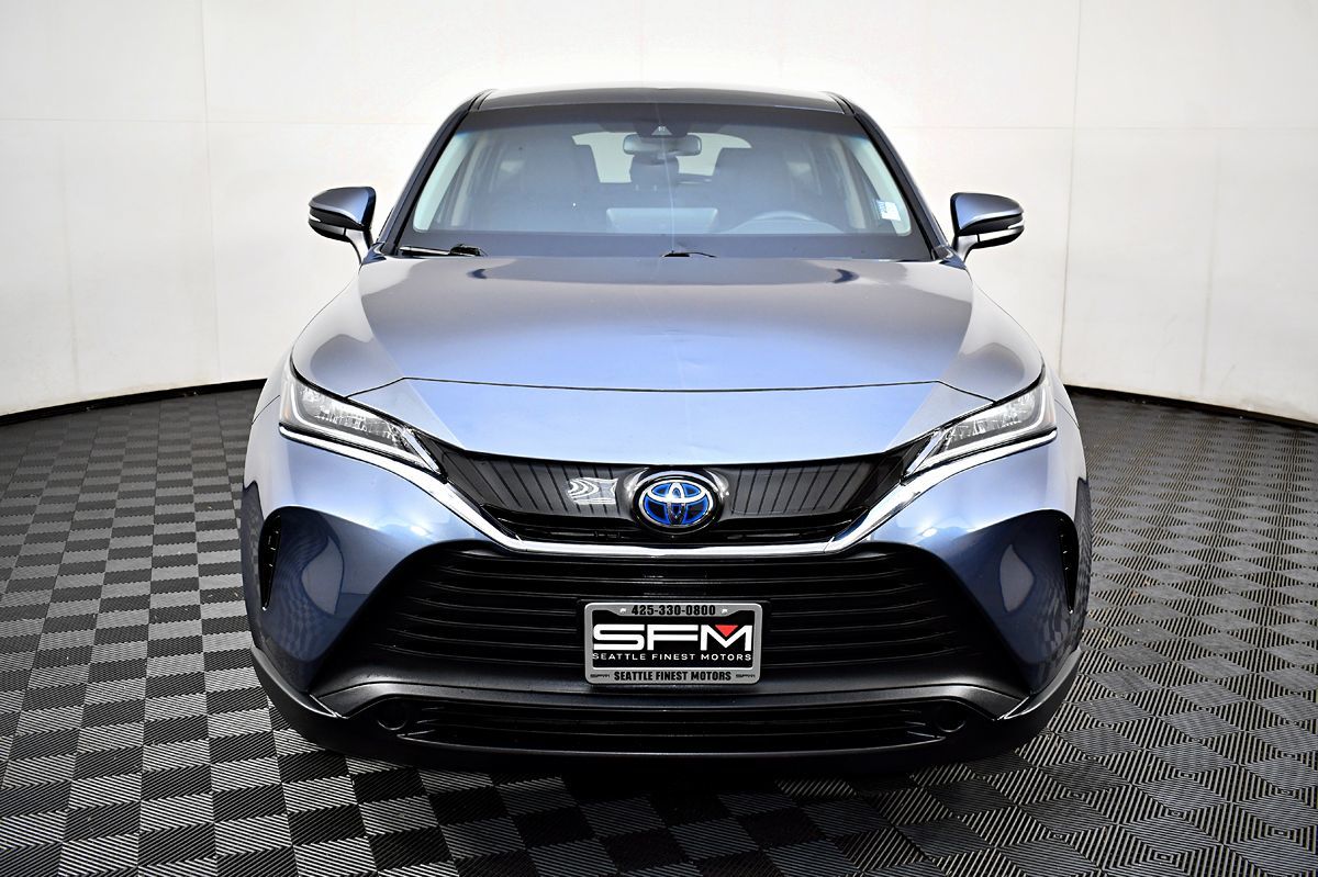 2021 Toyota Venza LE photo 3