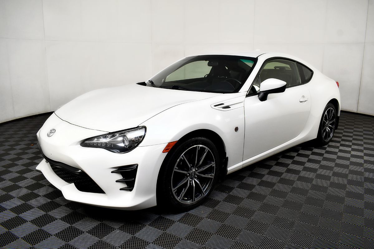 2017 Toyota GR86 Special Edition photo 2