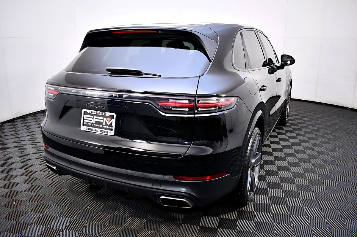 2019 Porsche Cayenne photo 3