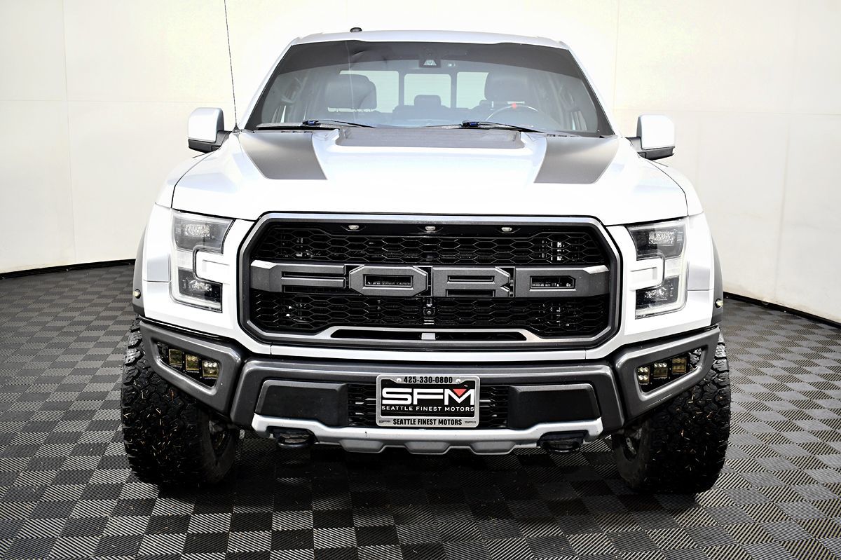 2018 Ford F-150 Raptor photo 3