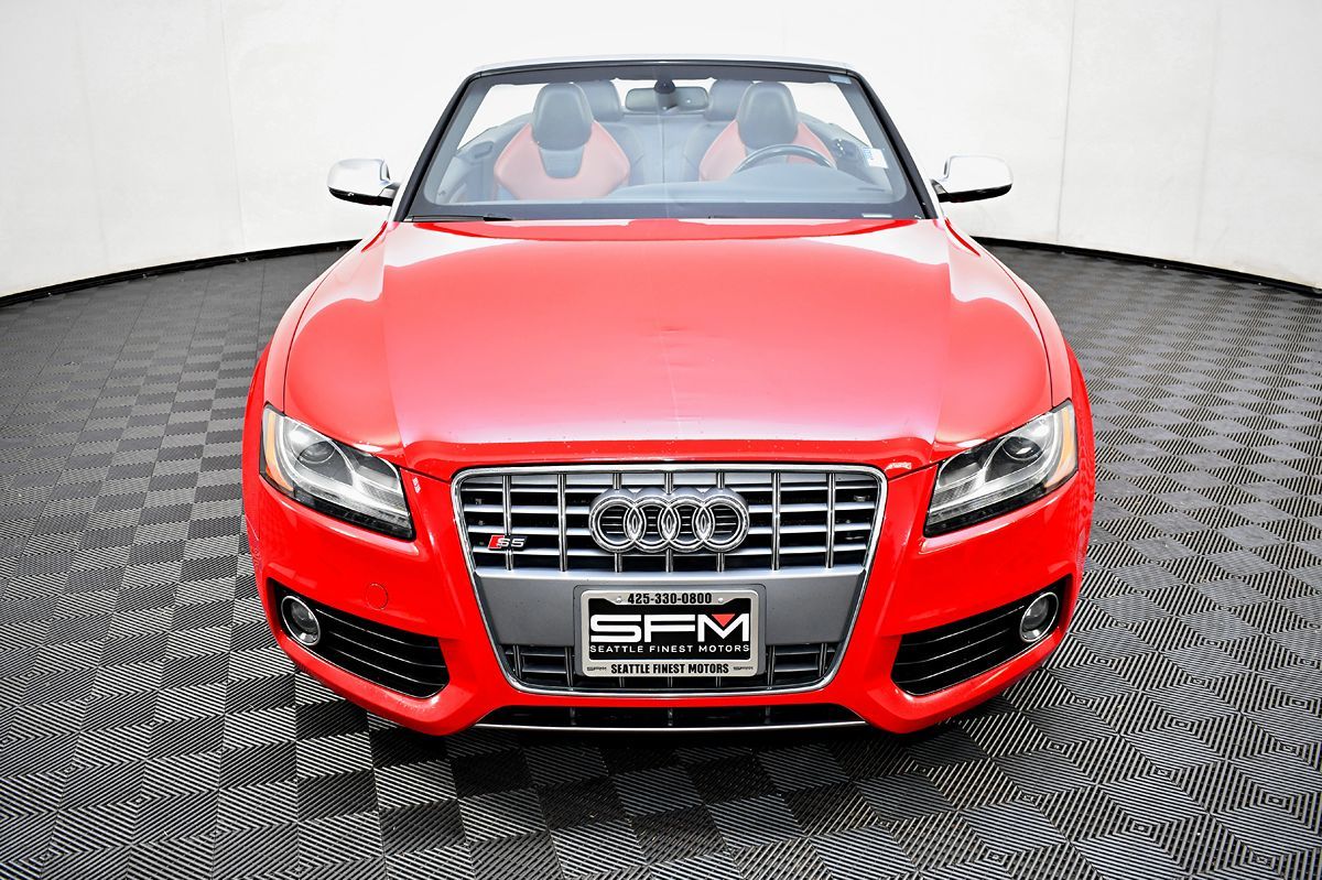 2011 Audi S5 Prestige photo 3