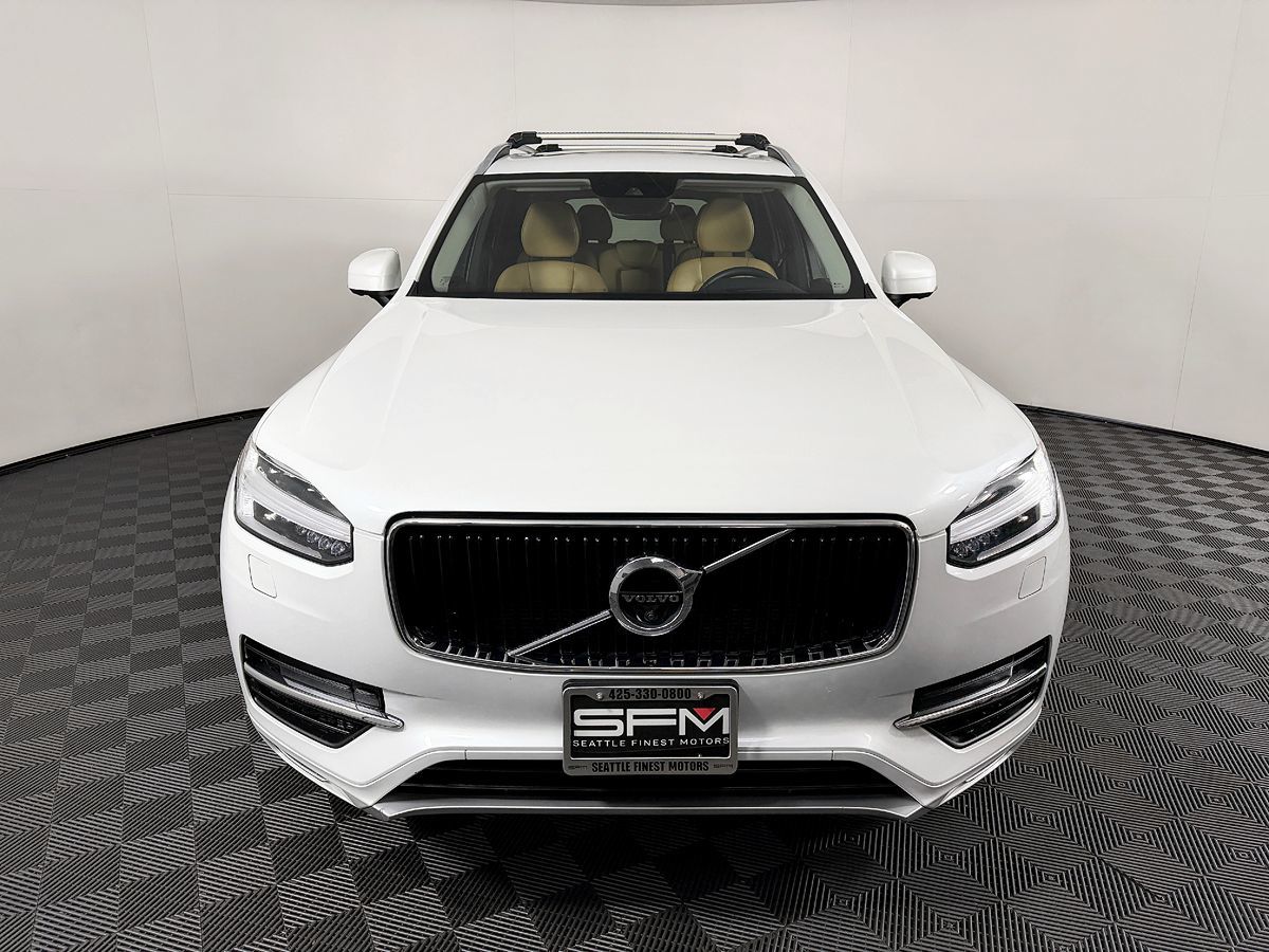 Sold 2016 Volvo XC90 T6 Momentum in Lynnwood
