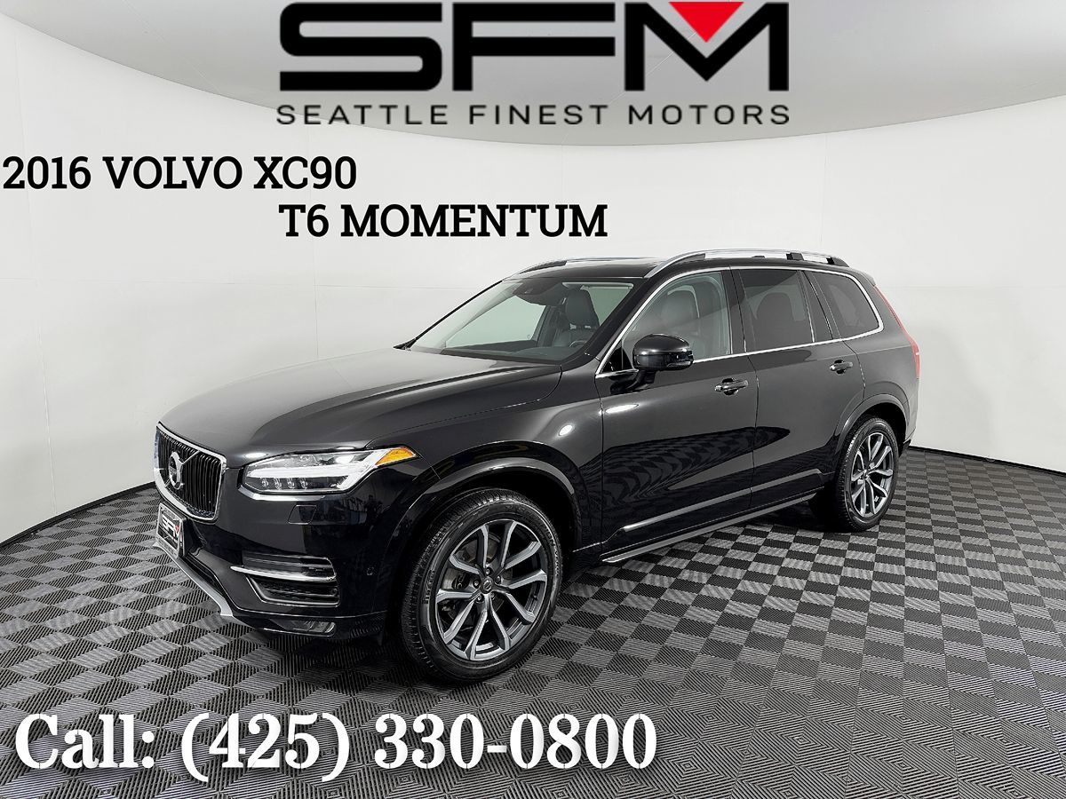 2016 Volvo XC90 T6 AWD Momentum's photo