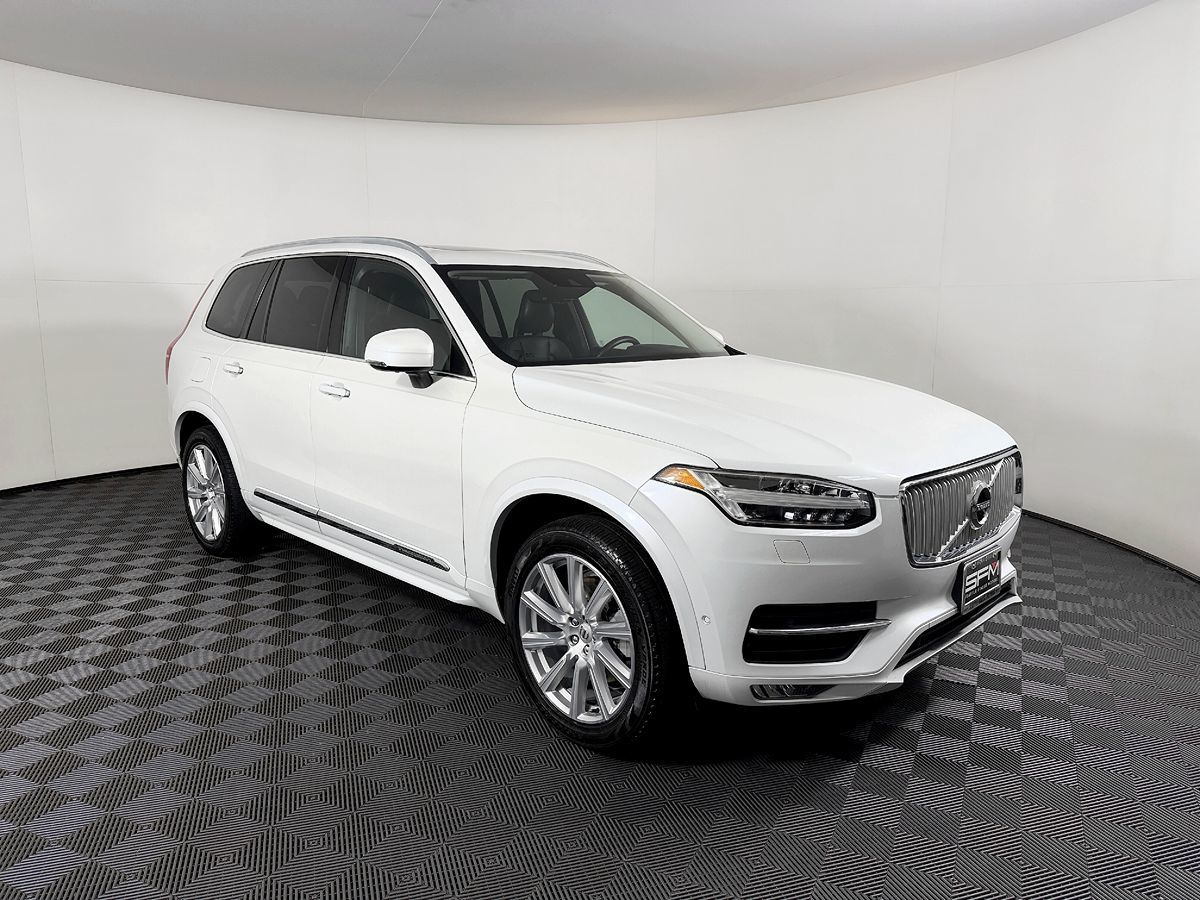Volvo XC90 photo 6