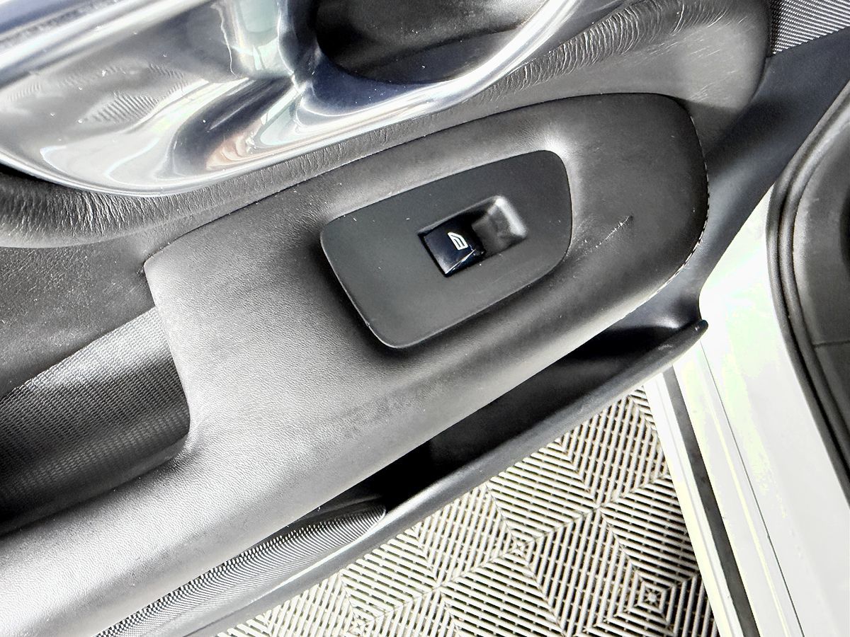 Volvo XC90 photo 37