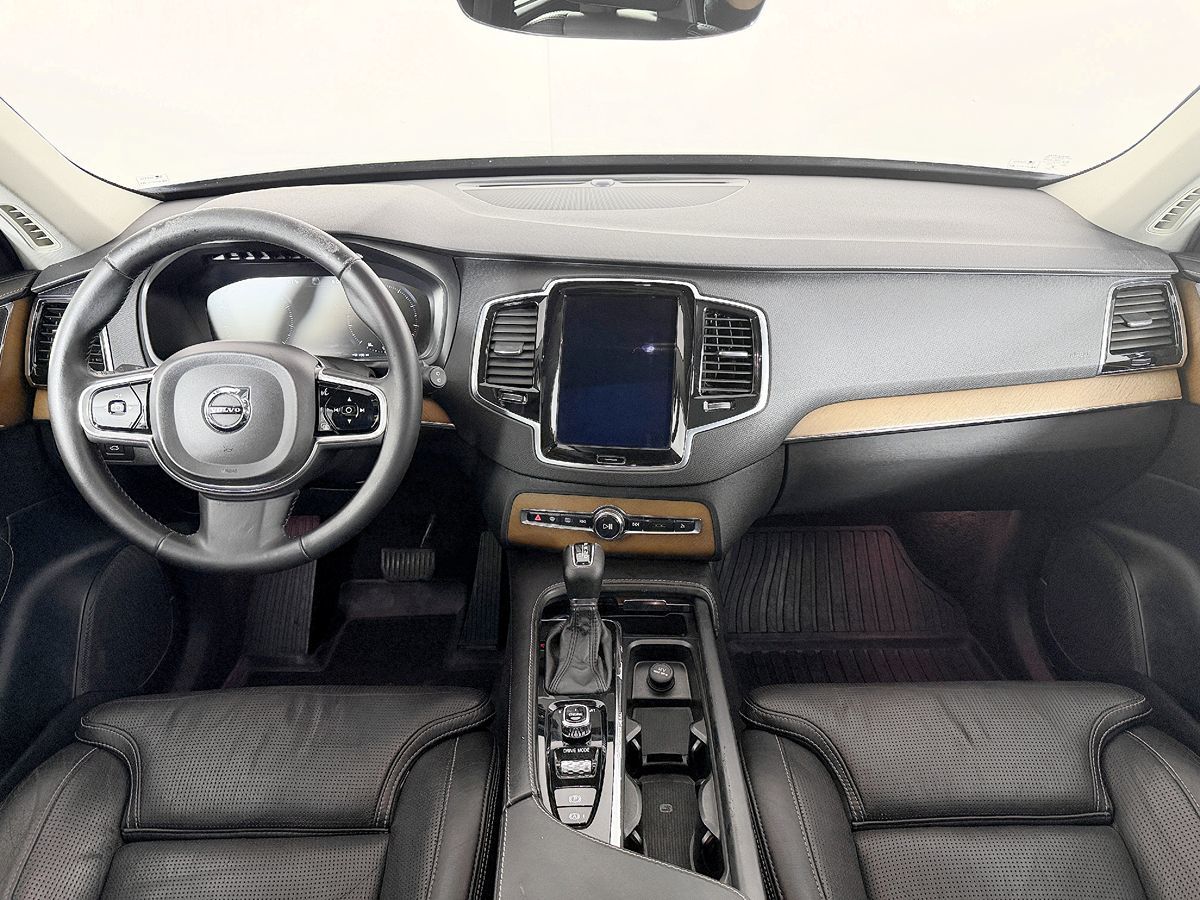 Volvo XC90 photo 56