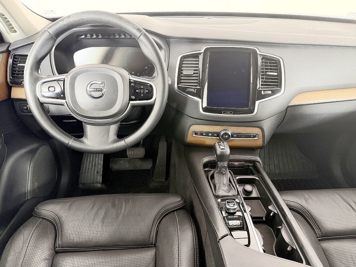 Volvo XC90 photo 57