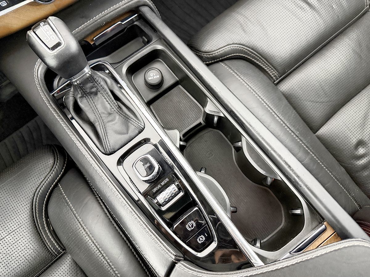 Volvo XC90 photo 61