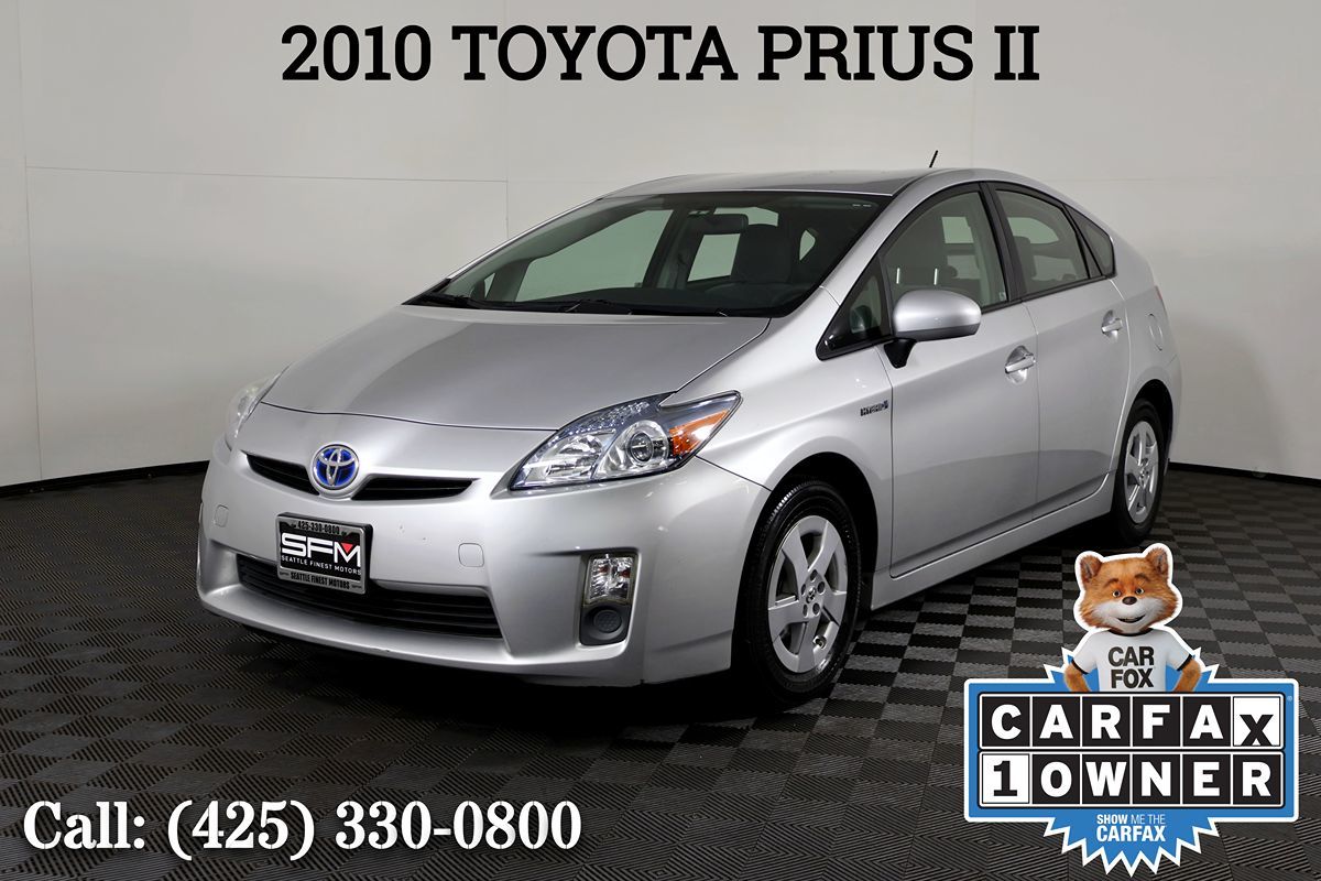 2010 Toyota Prius II's photo