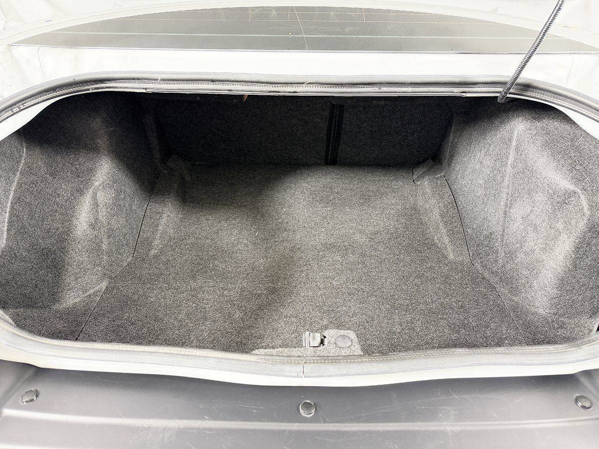 Dodge Challenger photo 17