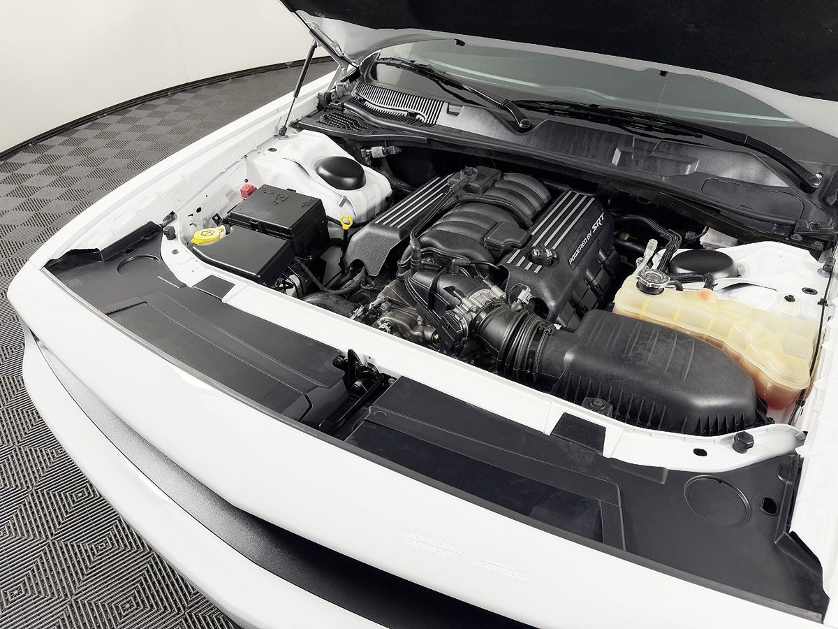 Dodge Challenger photo 23