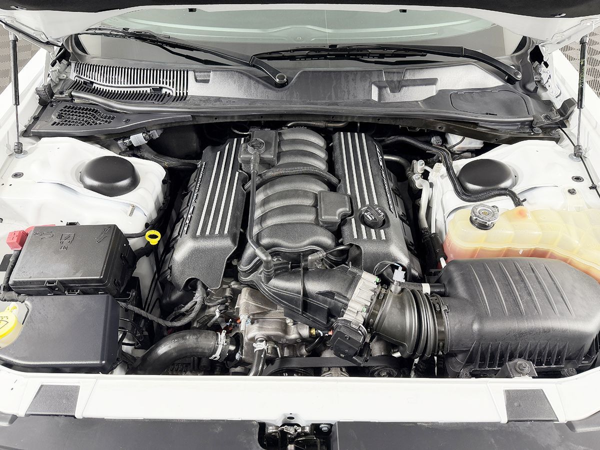 Dodge Challenger photo 25